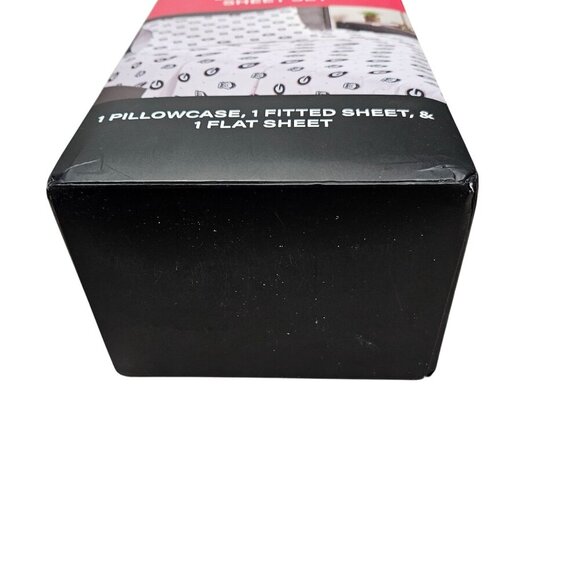 Georgia Bulldogs NIB 3 Piece Twin Sheet Set‎ 1 Pillowcase 1 Fitted1 Flat Sheet - Picture 6 of 7